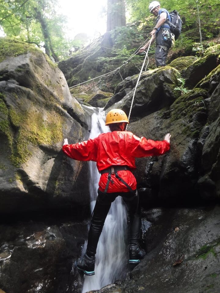 outdoor adventure gorge scrambling in the wye valley