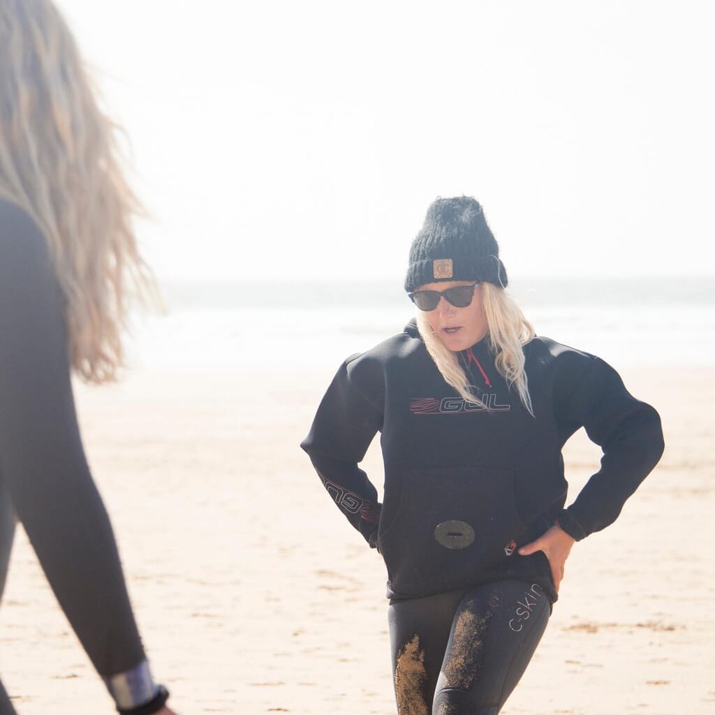 surf sistas - surf retreat on beach surf sistas - surf retreat on beach