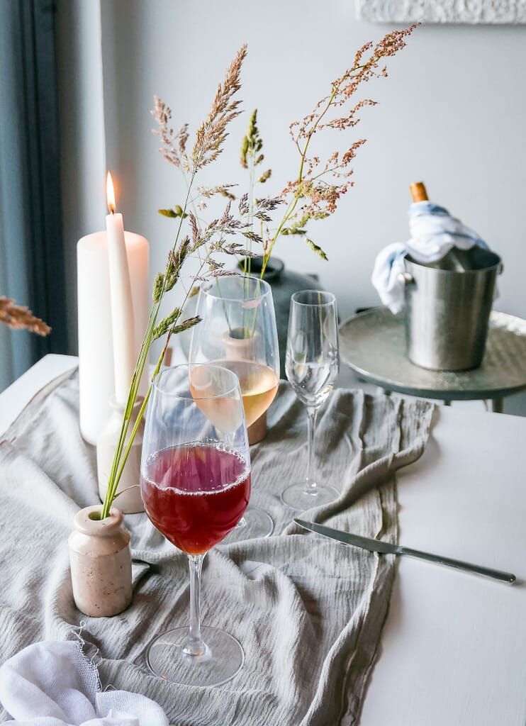 romantic getaway Cornwall - fallen angel - table setting romantic getaway Cornwall - fallen angel - table setting