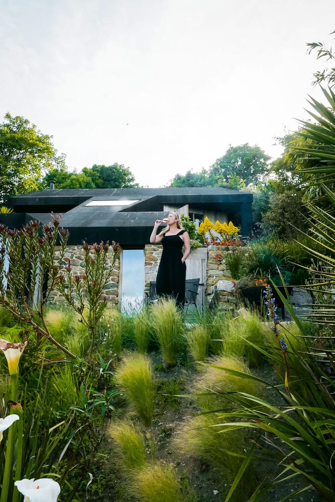 romantic getaway Cornwall - fallen angel outside romantic getaway Cornwall - fallen angel outside