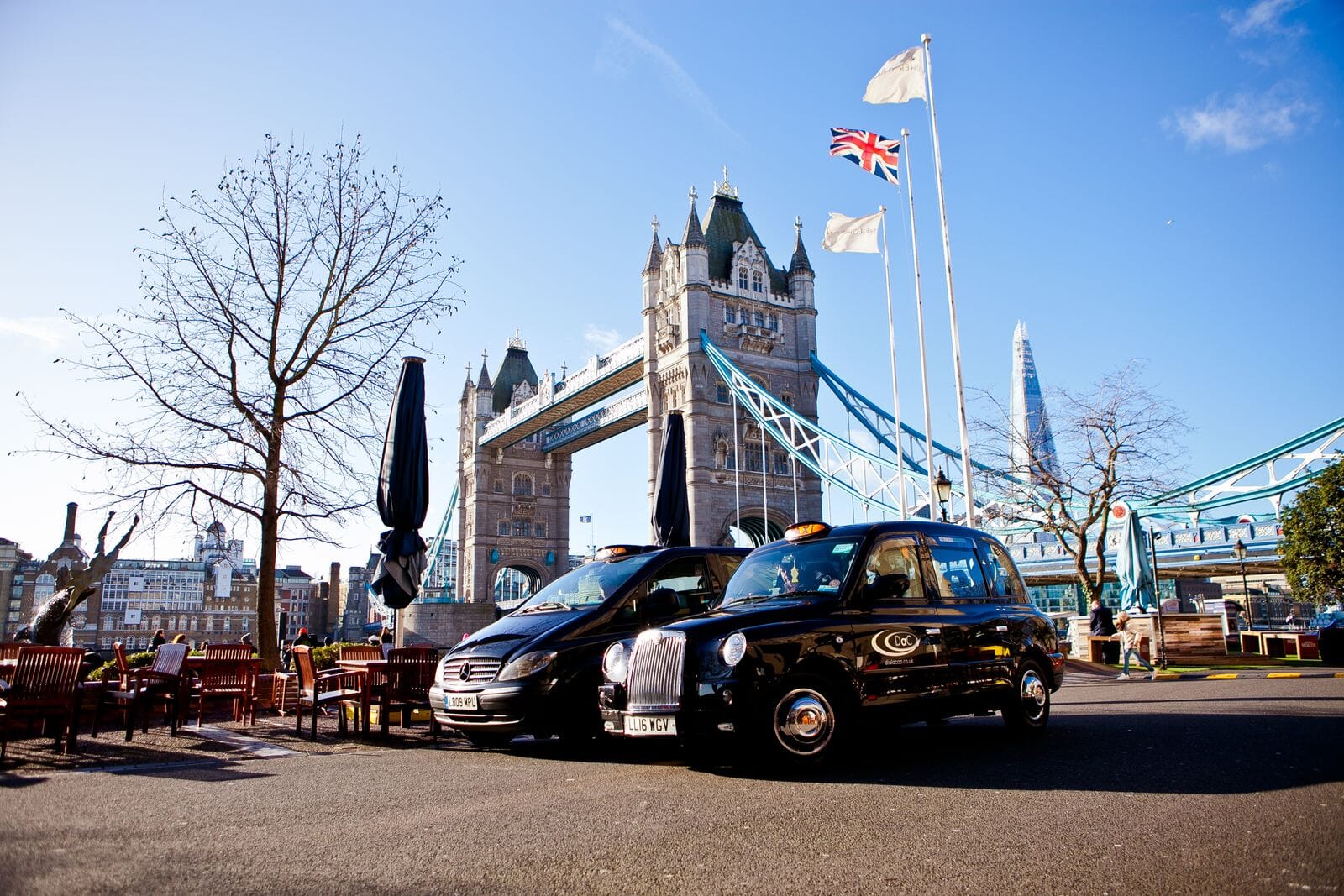 Black taxi tour London cabs at tower of london