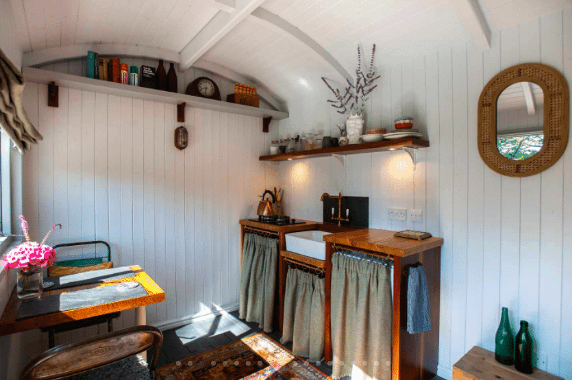 The Hide Shepherds Hut in Cuckfield, Sussex - kitchenette