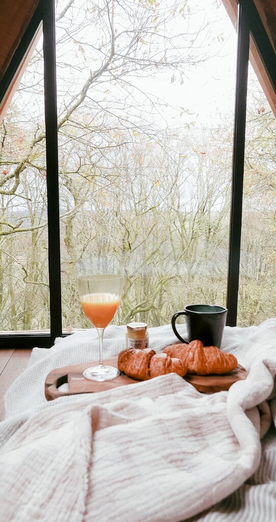 Hudnalls Hideout - treehouse to stay in, Wye Valley. Interior: bedroom Hudnalls Hideout - treehouse to stay in, Wye Valley. Interior: bedroom