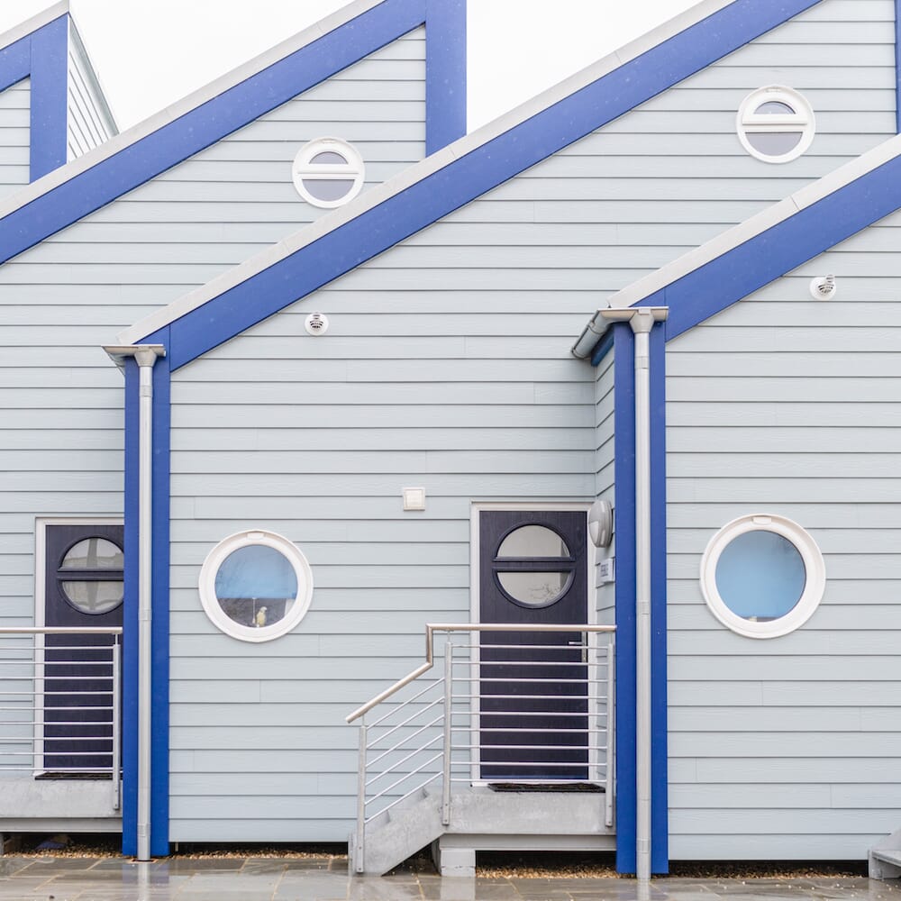 beachcroft beach huts west sussex - exterior