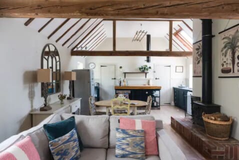 The Old Dairy Sussex - Self Catering Cottage with Indoor pool - living space
