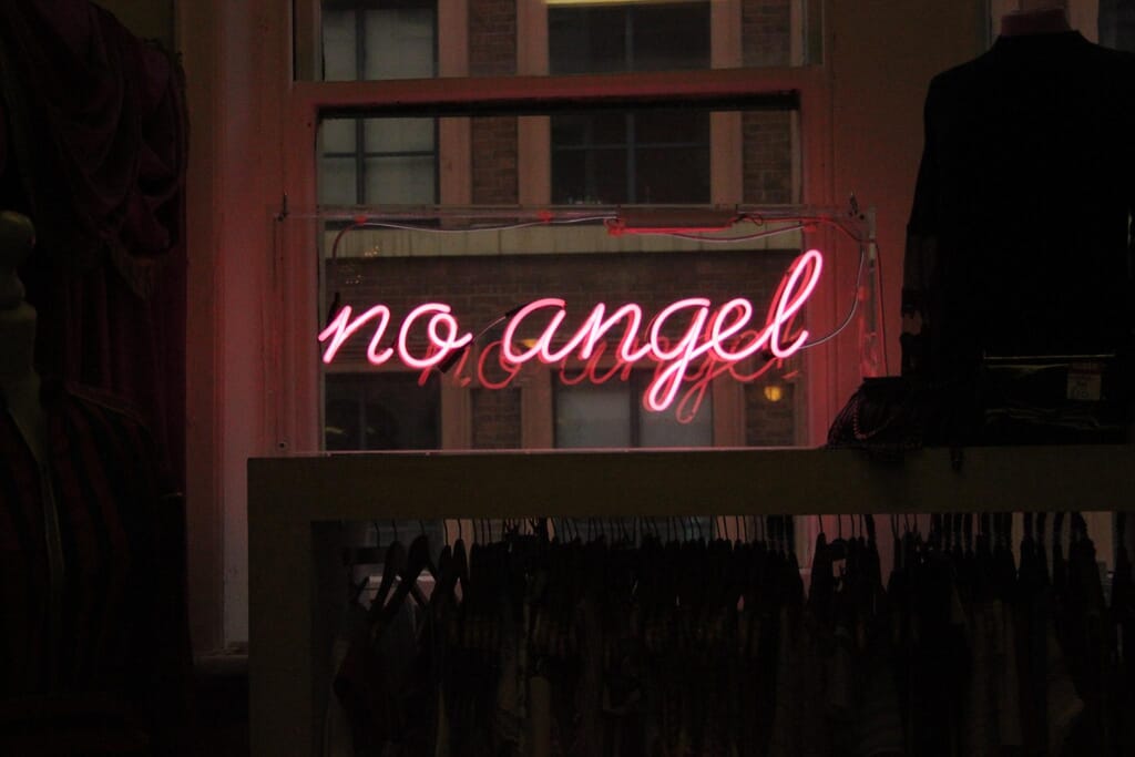 murder-mystery-weekends-header-neon-sign.jpg?w=1024&h=683&scale murder-mystery-weekends-header-neon-sign.jpg?w=1024&h=683&scale