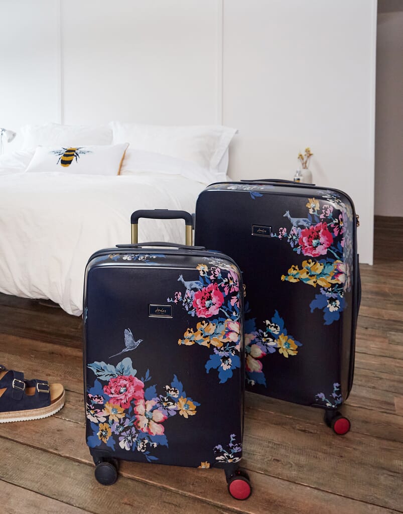 Joules weekend bag in room Joules weekend bag in room