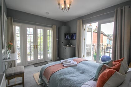 Just B Dartmouth Room only accommodation - bedroom