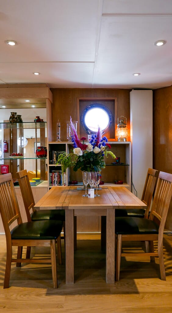 SULA-Lightship-Gloucester-Docks dining table SULA-Lightship-Gloucester-Docks dining table
