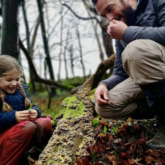 Rob Gould - The Cotswold Forager - Rob and child