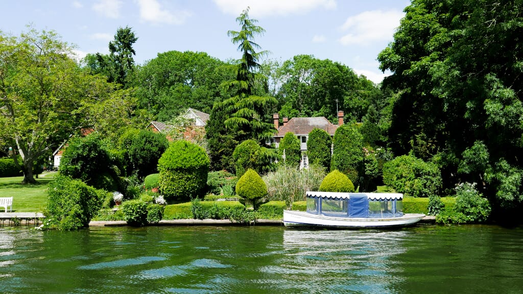 Cruise on the River Thames Cruise on the River Thames