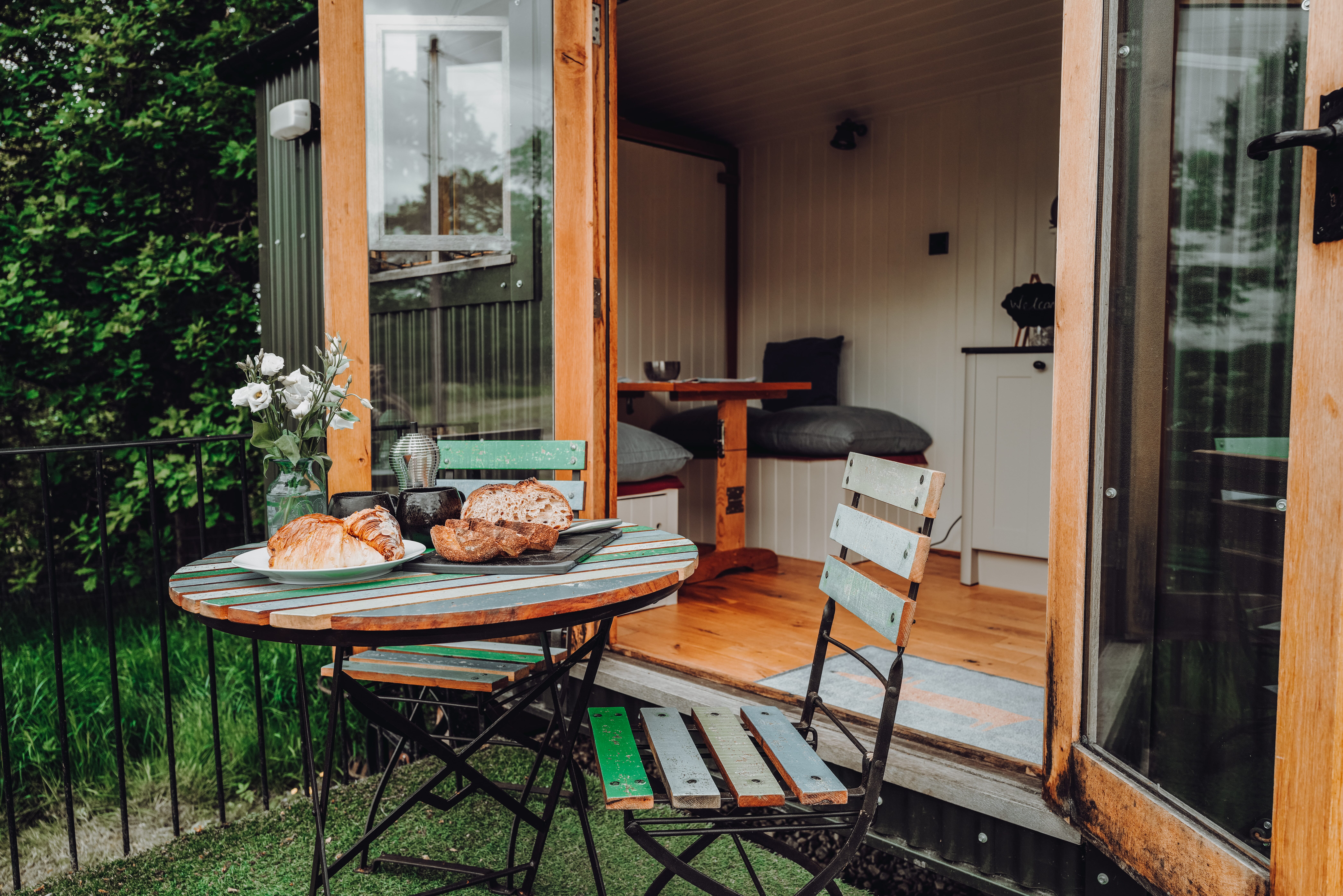 Peak district glamping - pod dining outside