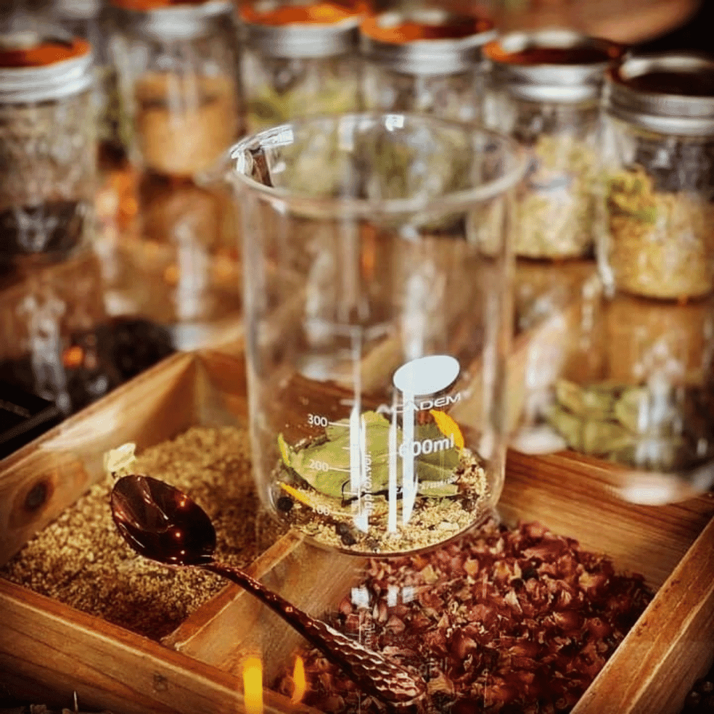 Make-Your-Own-Gin_Botanical-Table.png?w=1024&h=1024&scale Make-Your-Own-Gin_Botanical-Table.png?w=1024&h=1024&scale