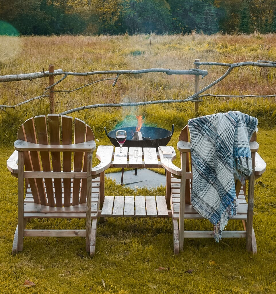 royal oak stargazing cabins devon outdoor chairs and fire royal oak stargazing cabins devon outdoor chairs and fire