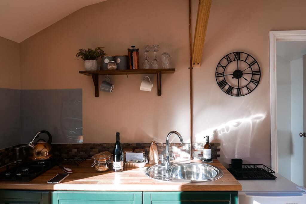 royal oak stargazing cabins devon kitchen royal oak stargazing cabins devon kitchen