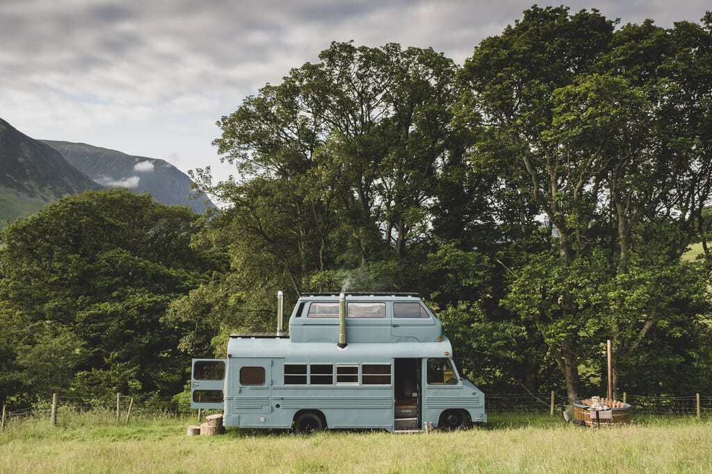 John-bus-shoot-153.jpg?w=1024&h=683&scale John-bus-shoot-153.jpg?w=1024&h=683&scale