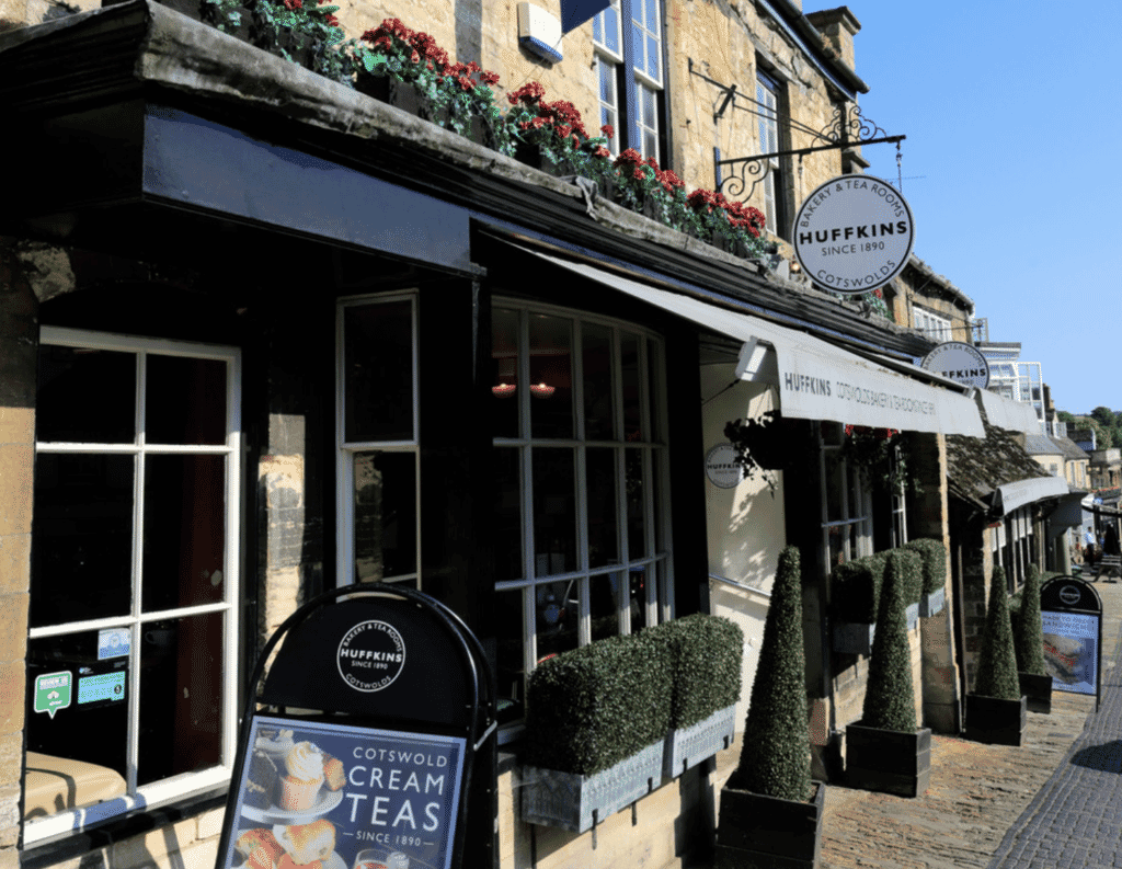 best villages in the cotswolds - burford best villages in the cotswolds - burford