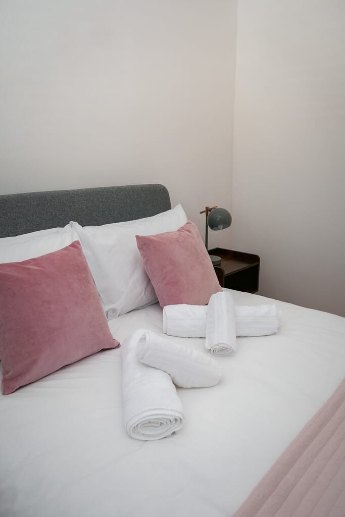 llansteffan accommodation - woodlea bedroom