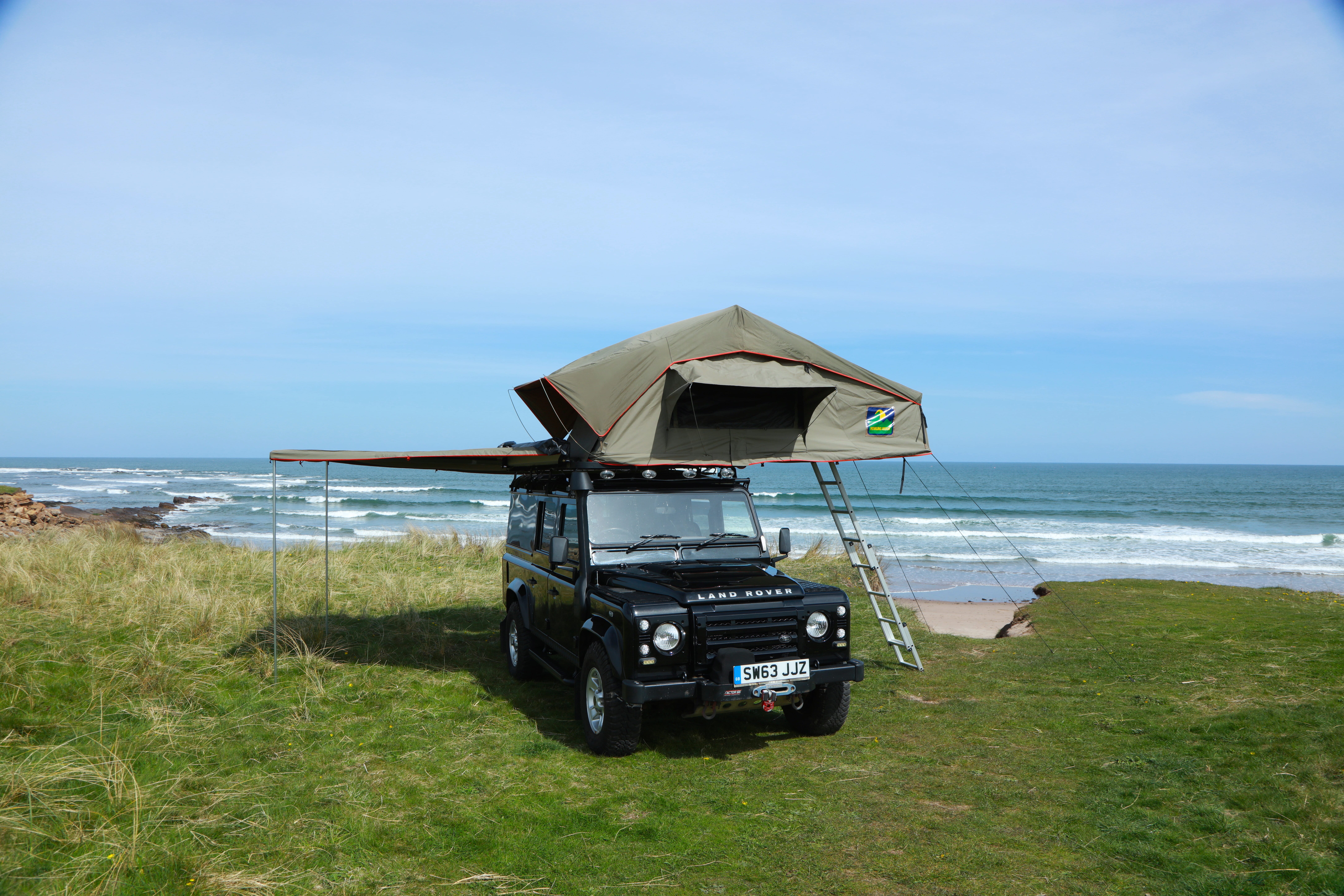 landrover defender camping tent set-up