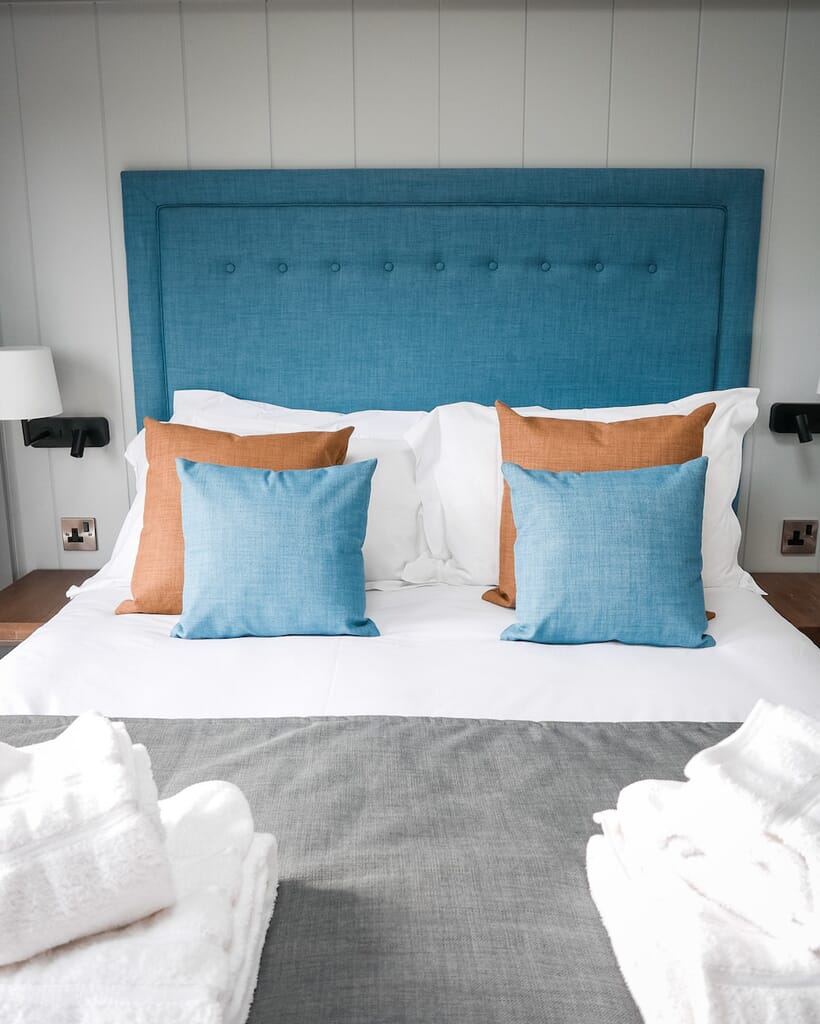 dylan coastal resort - milk wood lodge bedroom