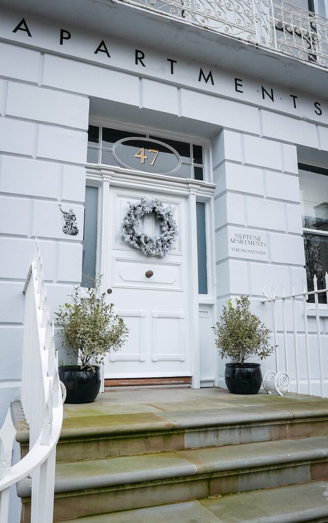 Neptune self-catering apartments cheltenham exterior - weekend in Cheltenham Neptune self-catering apartments cheltenham exterior - weekend in Cheltenham