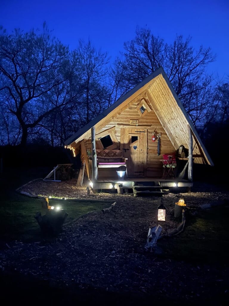 glamping near York - acorn glade - rose hollow at night glamping near York - acorn glade - rose hollow at night