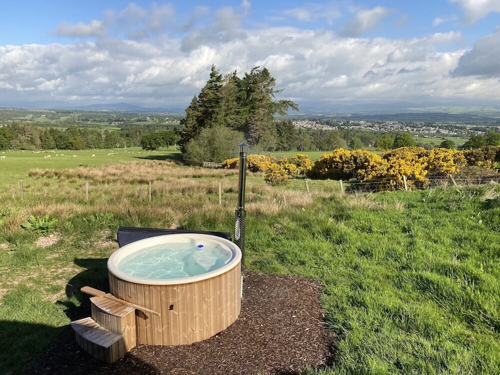 glamping in perthshire scotland - hot tub at alexander house