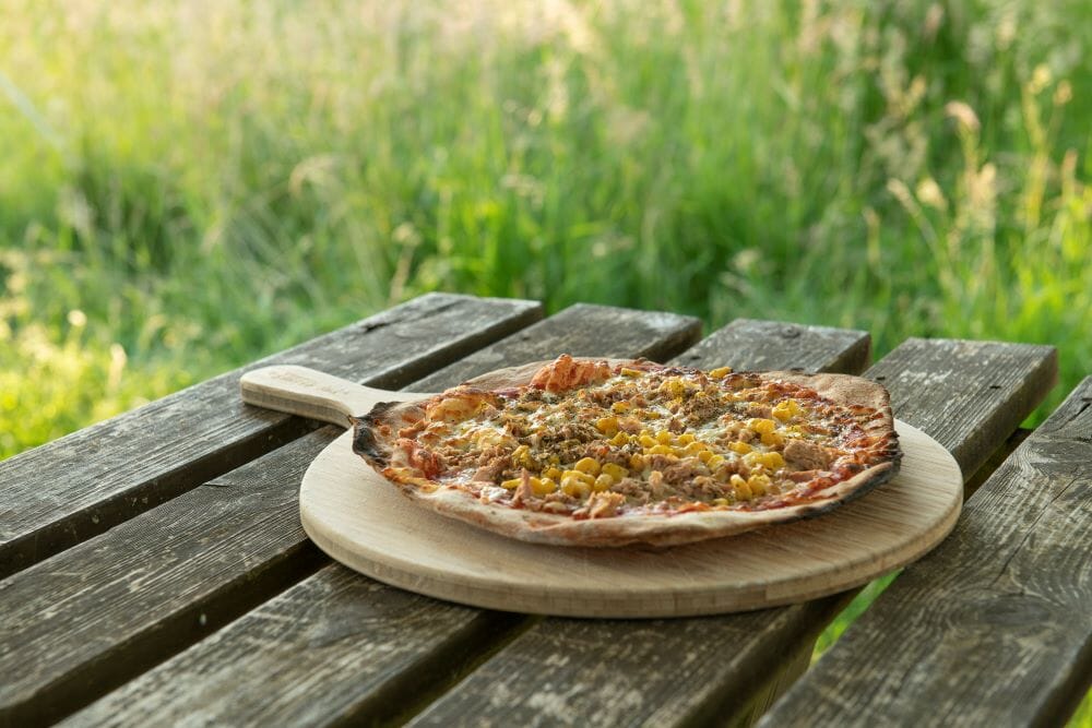 hen party glamping pizza at big skies glamping cotswolds