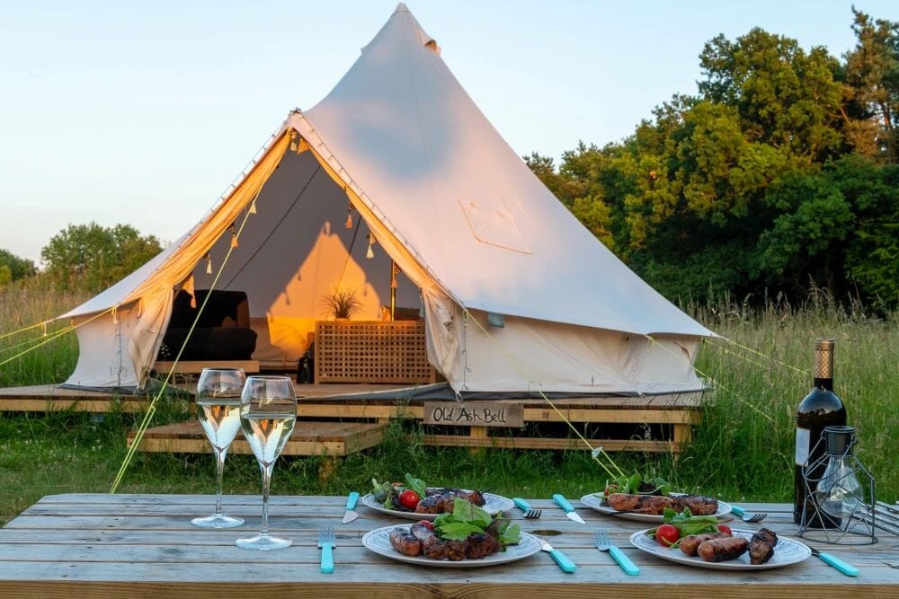 hen party glamping bell tent at big skies glamping cotswolds