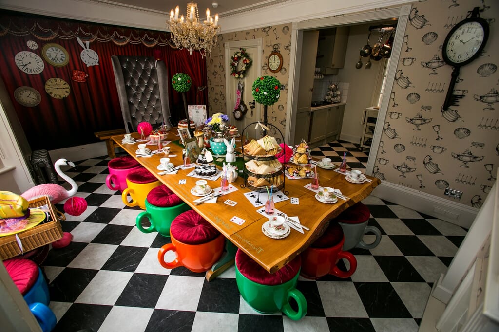 Hen Party House Brighton - Wonderland House: white rabbit china Hen Party House Brighton - Wonderland House: white rabbit china