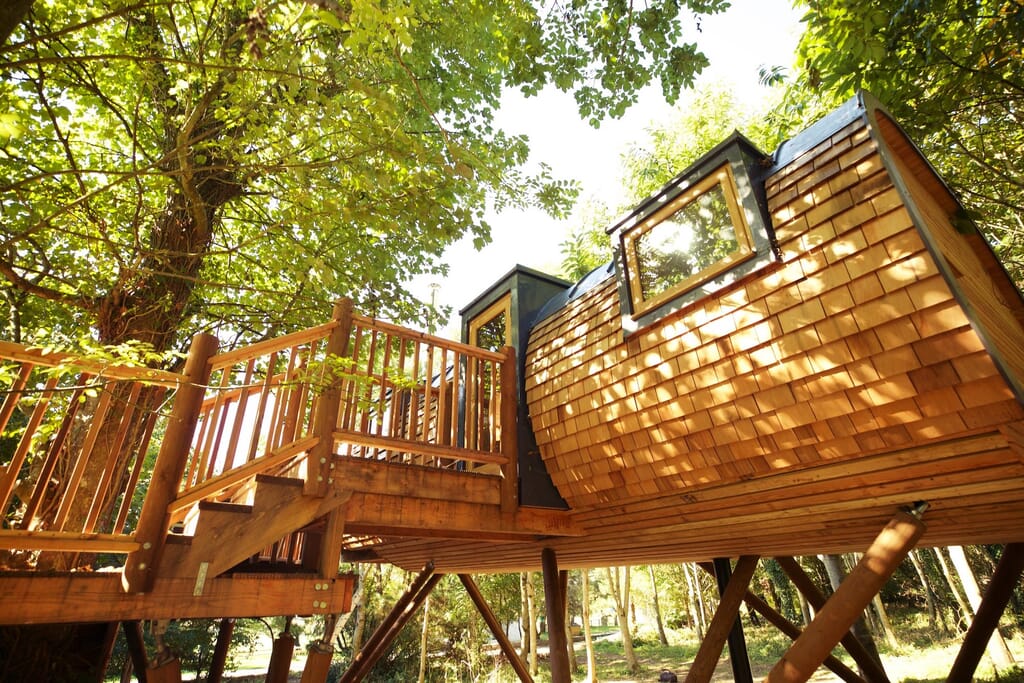 The Hideaway Treehouse at Pickwell Manor in Devon - Exterior