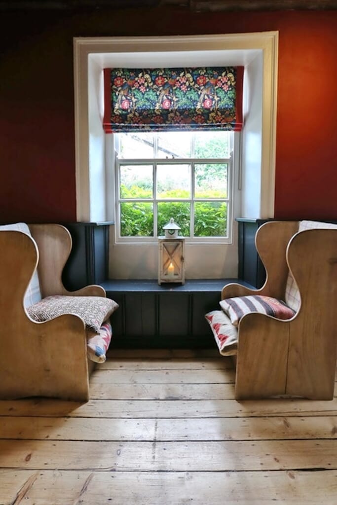 lechlade pub: five alls filkins, interior lechlade pub: five alls filkins, interior